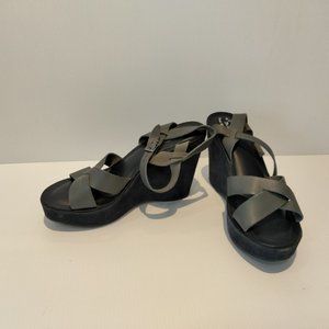 Almost NWOT Kork Ease Ava 2.0 Wedge Sandal Navy Blue 10 40